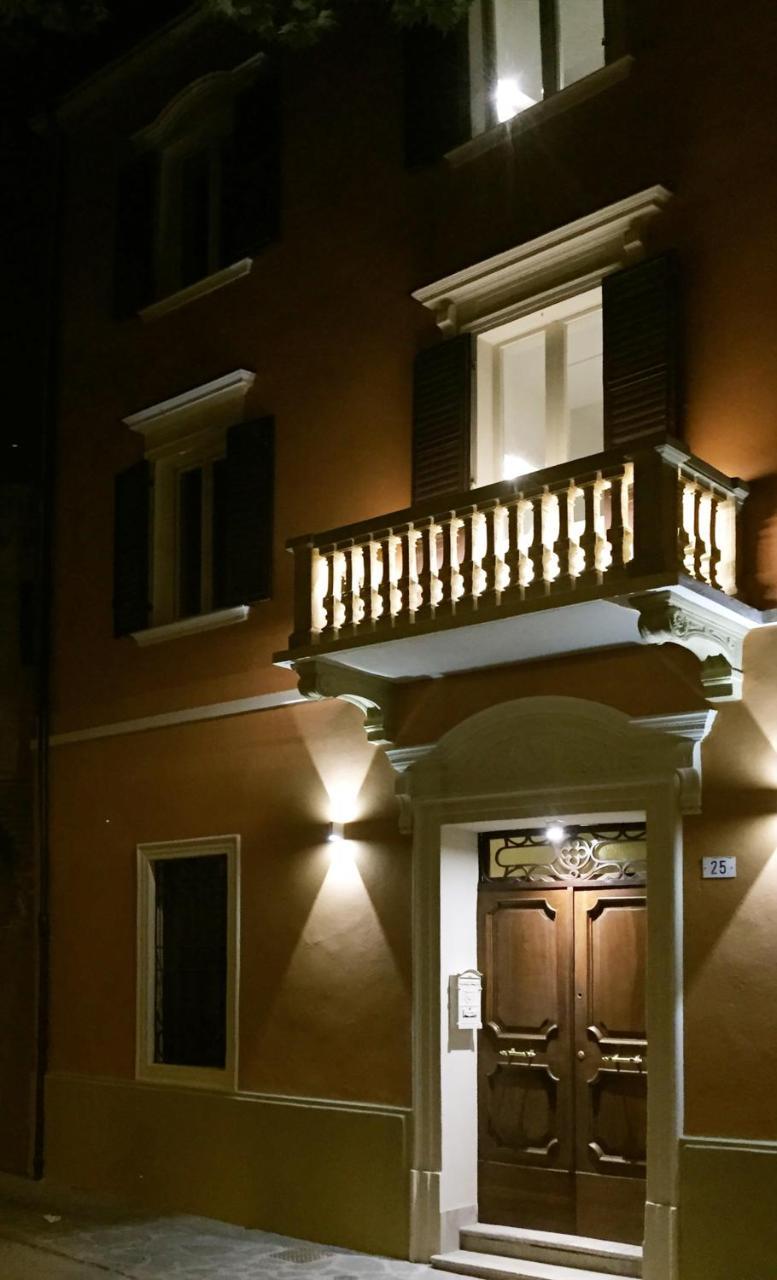 Hotel Vittorio Veneto 25 Modena Exteriér fotografie